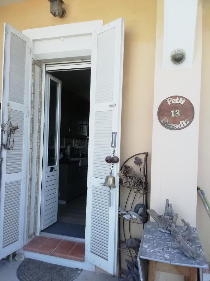 Petit Paradis - St Mandrier Village Saint-Mandrier-sur-Mer Esterno foto