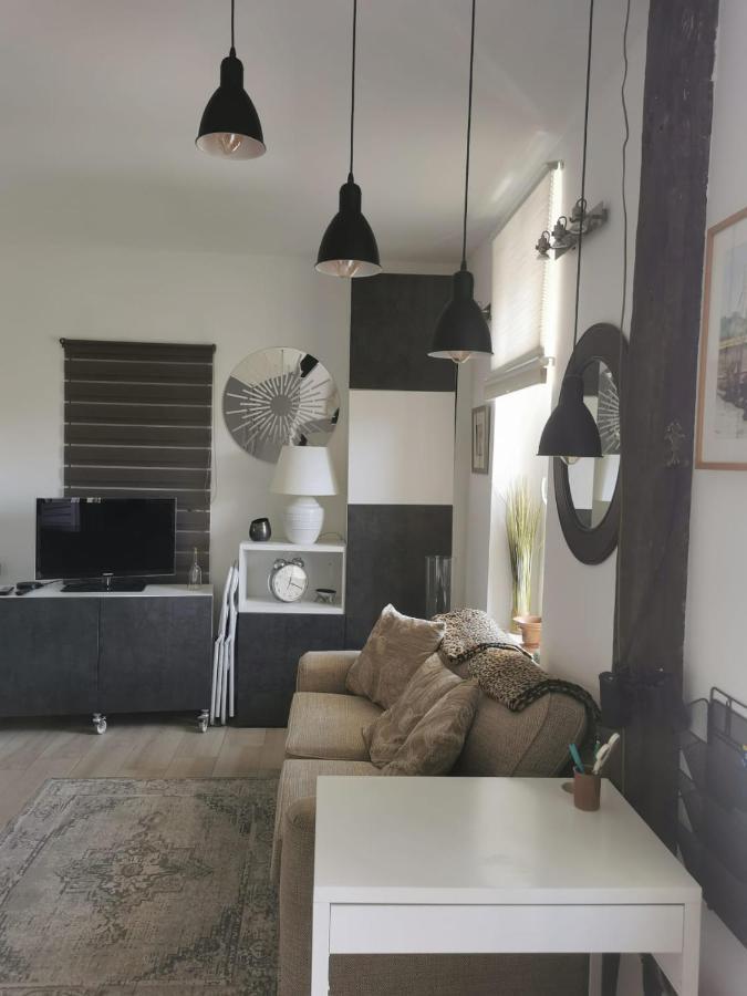 Petit Paradis - St Mandrier Village Saint-Mandrier-sur-Mer Esterno foto