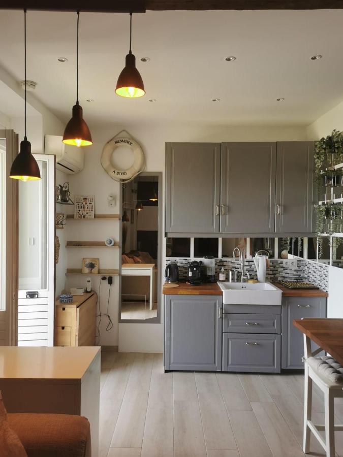 Petit Paradis - St Mandrier Village Saint-Mandrier-sur-Mer Esterno foto